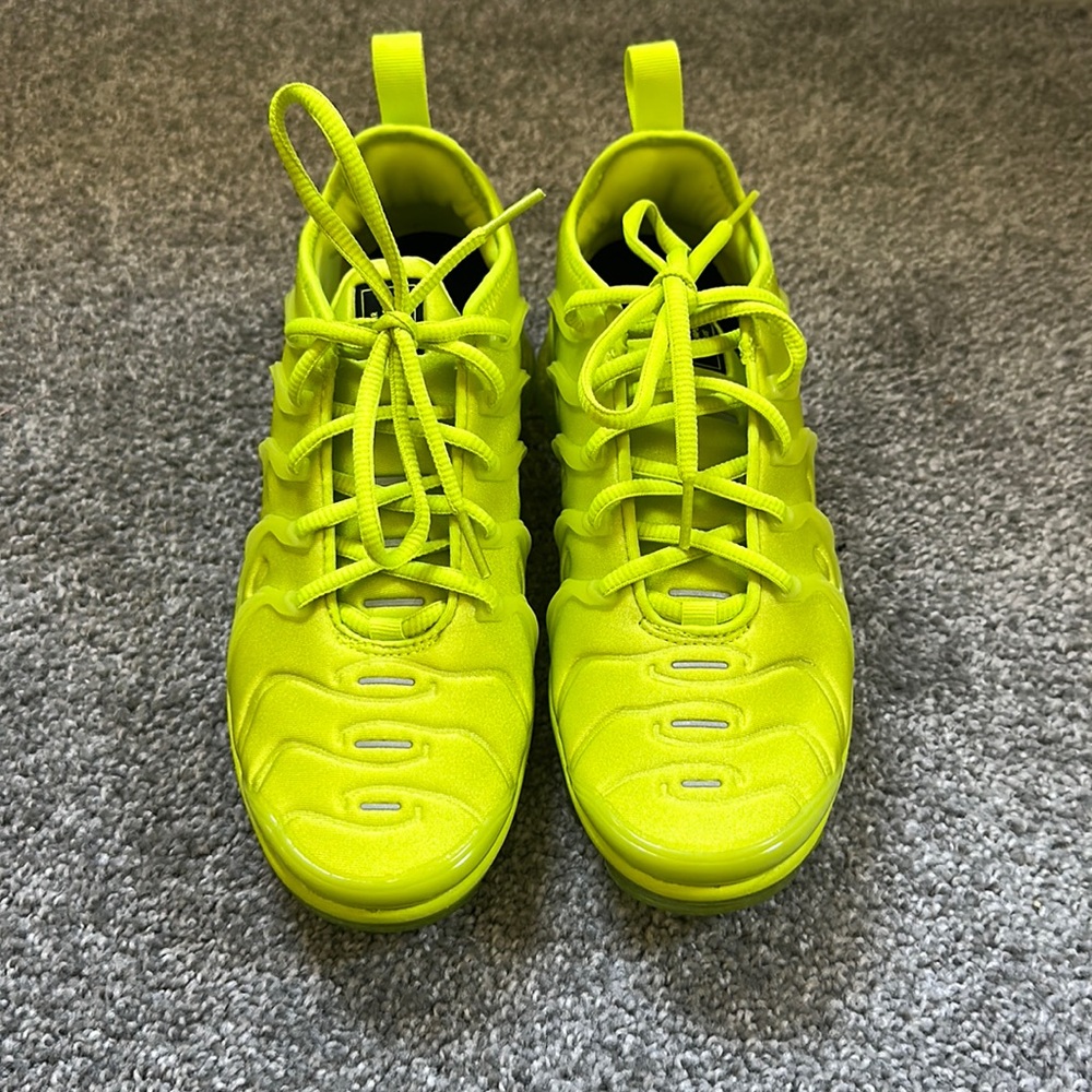 Nike air max color is neon green.